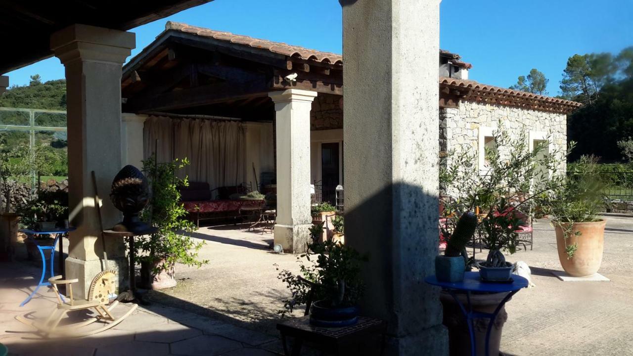 Clos St Jean Baptiste Tourves Exterior photo